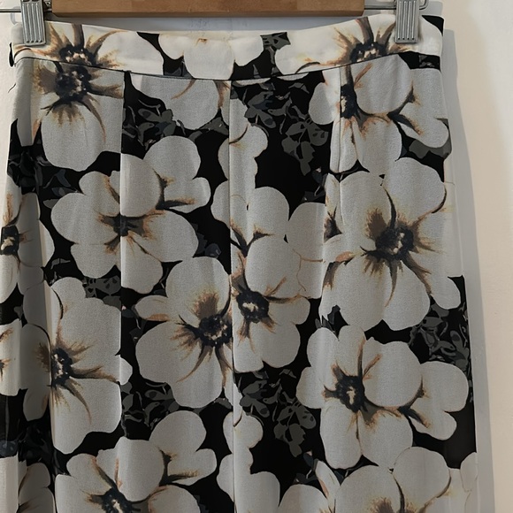 Dynamite Floral Maxi Skirt - Picture 5 of 8